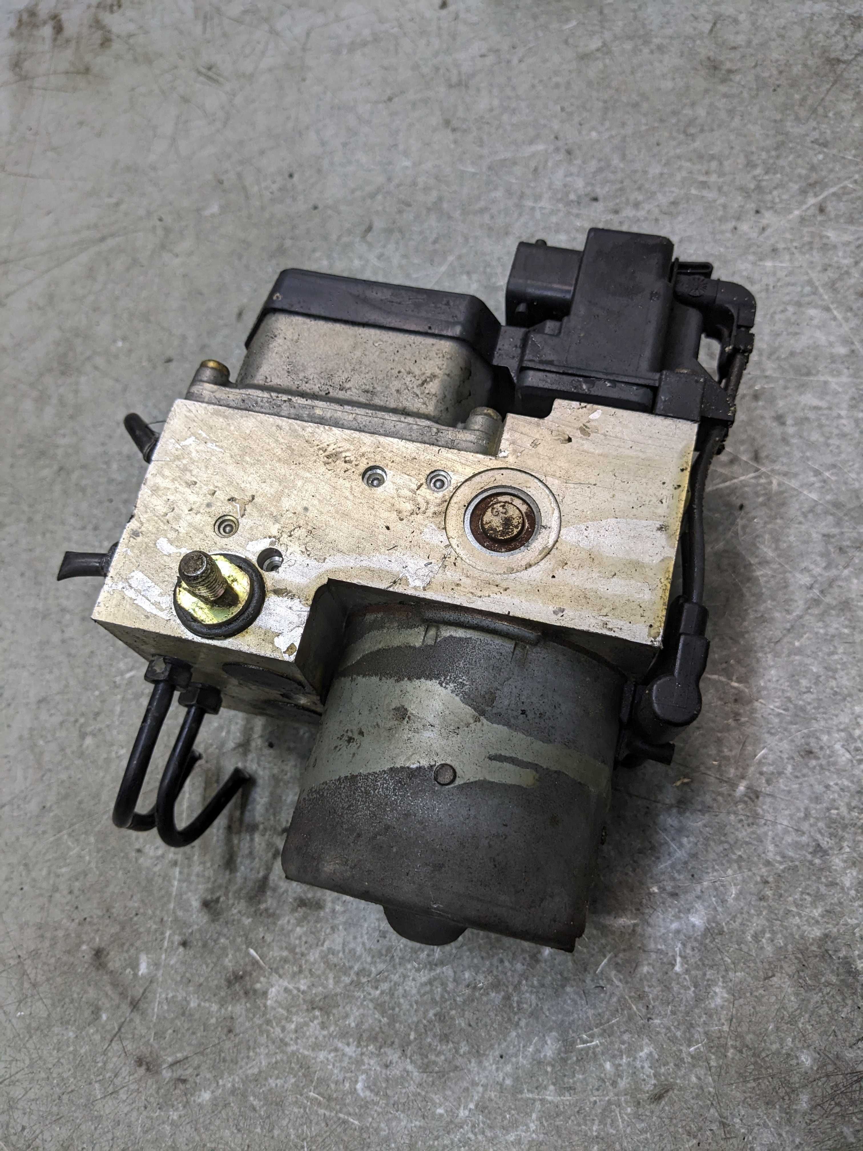 VW Passat B5 Audi A4 B5 A6 C5 1.6 B Pompa Sterownik ABS