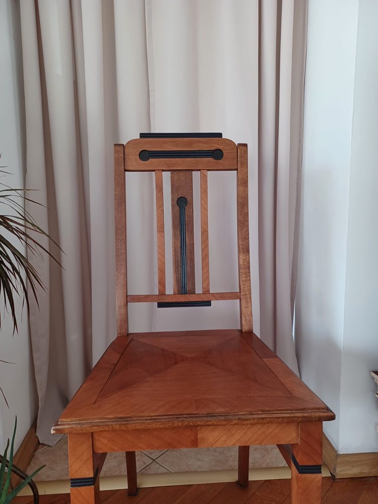 Krzesło drewniane wygodne i solidne