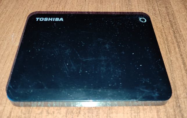 Жёсткий диск ( внешний накопитель ) Toshiba 1 Tb