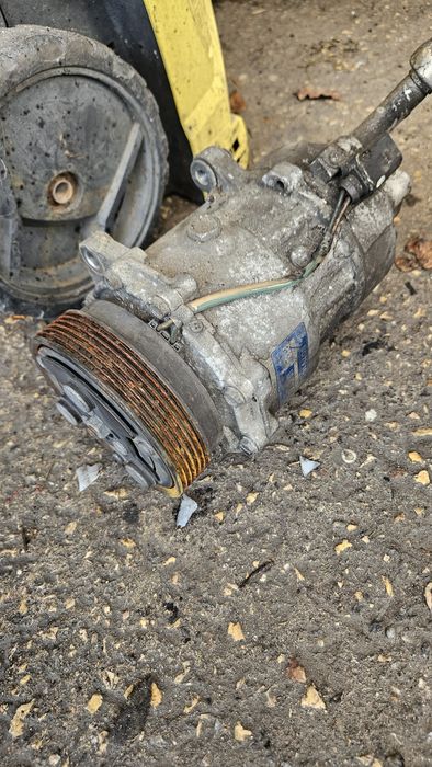 Compressor AC SD7V16