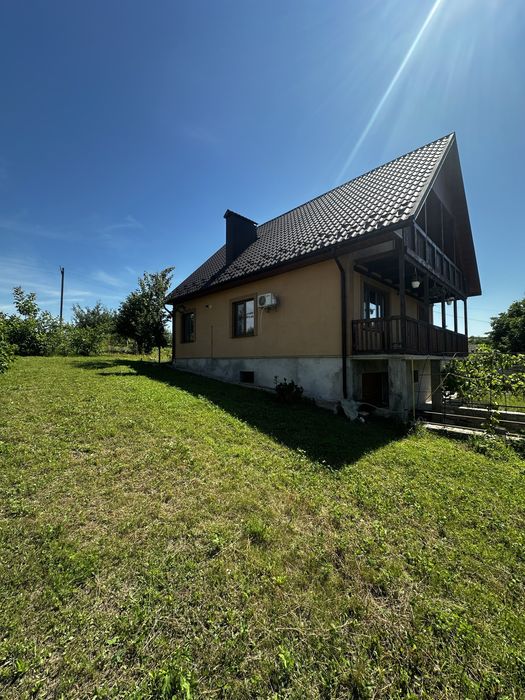 Продам затишний будинок в місті