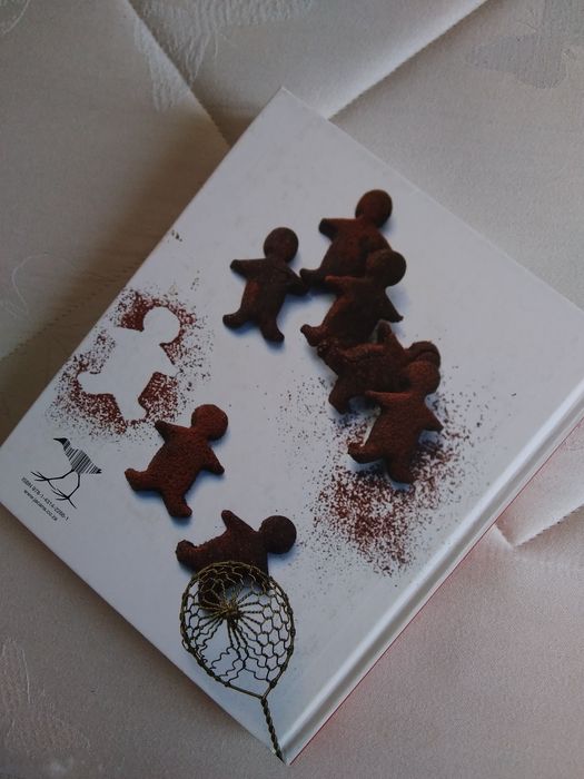 Hardcover The Banting Baker low carb high fat treats Catherine Speedie