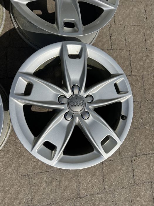 Диски  легкосплавні 5-112 R17 Audi