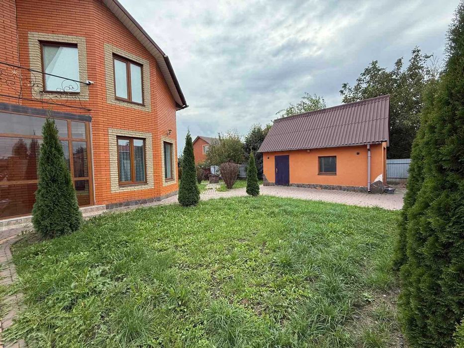 Продаж будинку на Старому місті