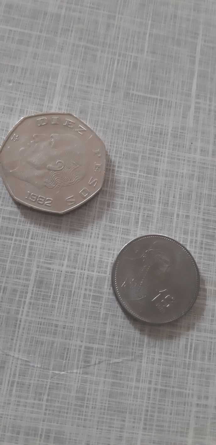 Monety meksykańskie Diez Pesos plus 1 Dollar