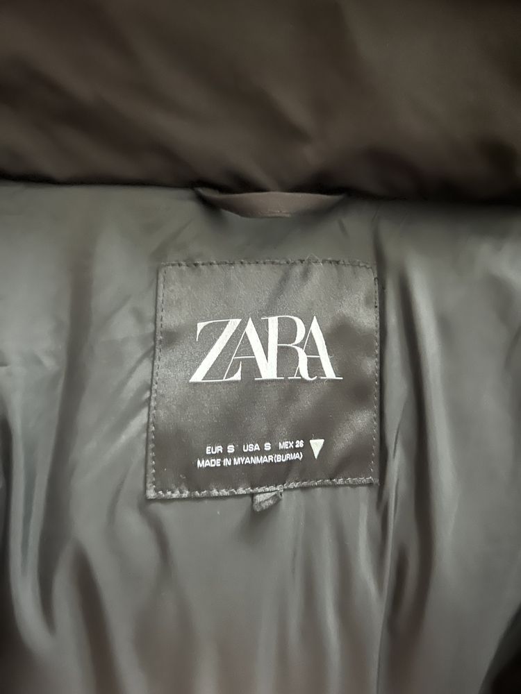 Куртка Zara , тёплая в размере С