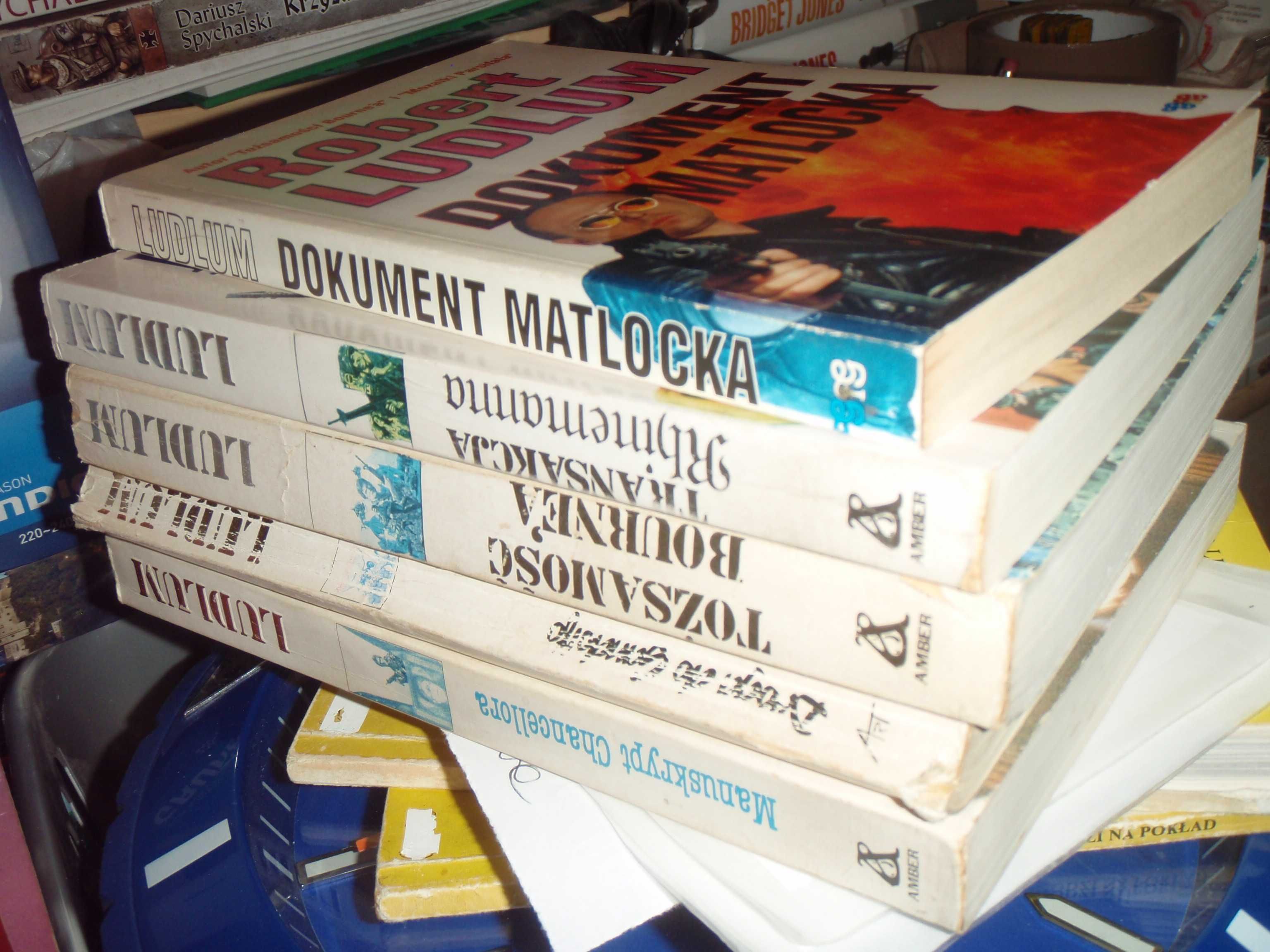 Robert Ludlum 5 książek: Tożsamość Bourne'a Manuskrypt Chancellora + 3