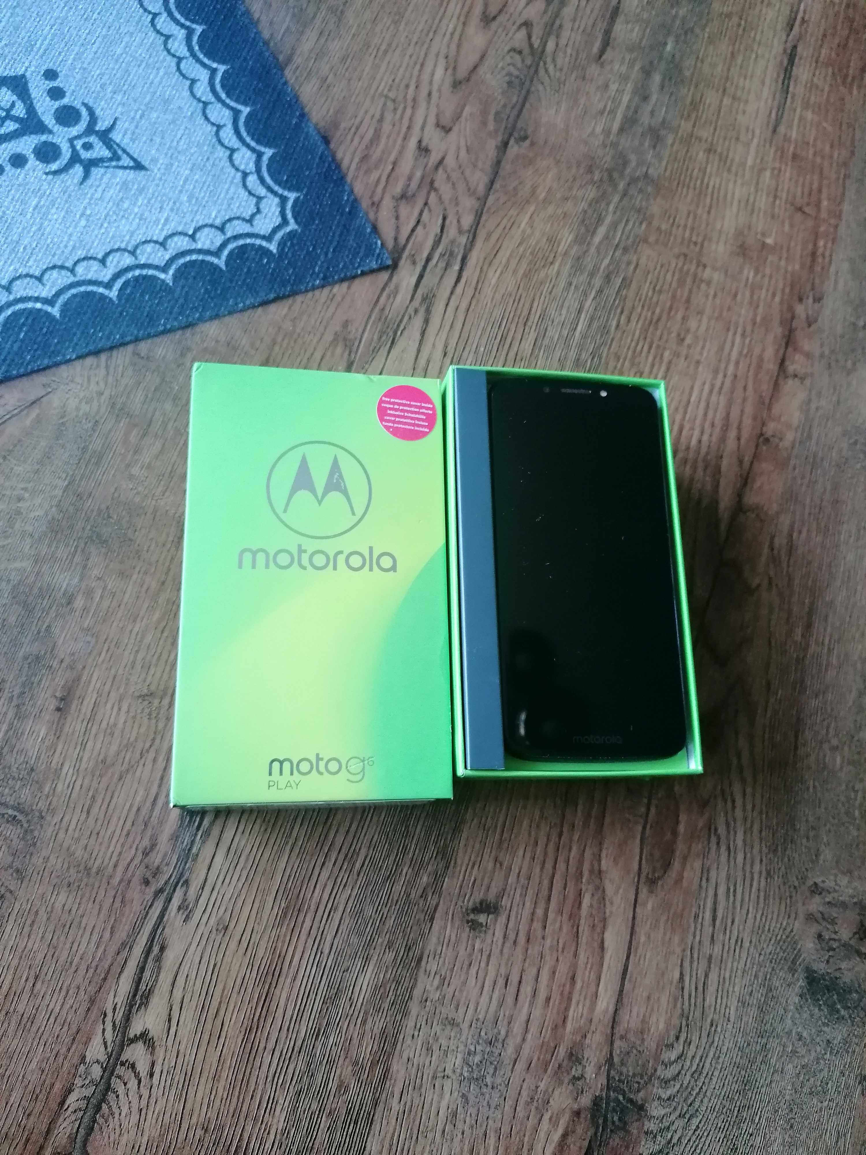 Smartfon Motorola Moto G6 Play 3 GB / 32 GB niebieski