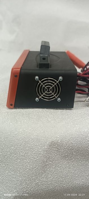 Продам зарядное устройство интертул  АТ-3021