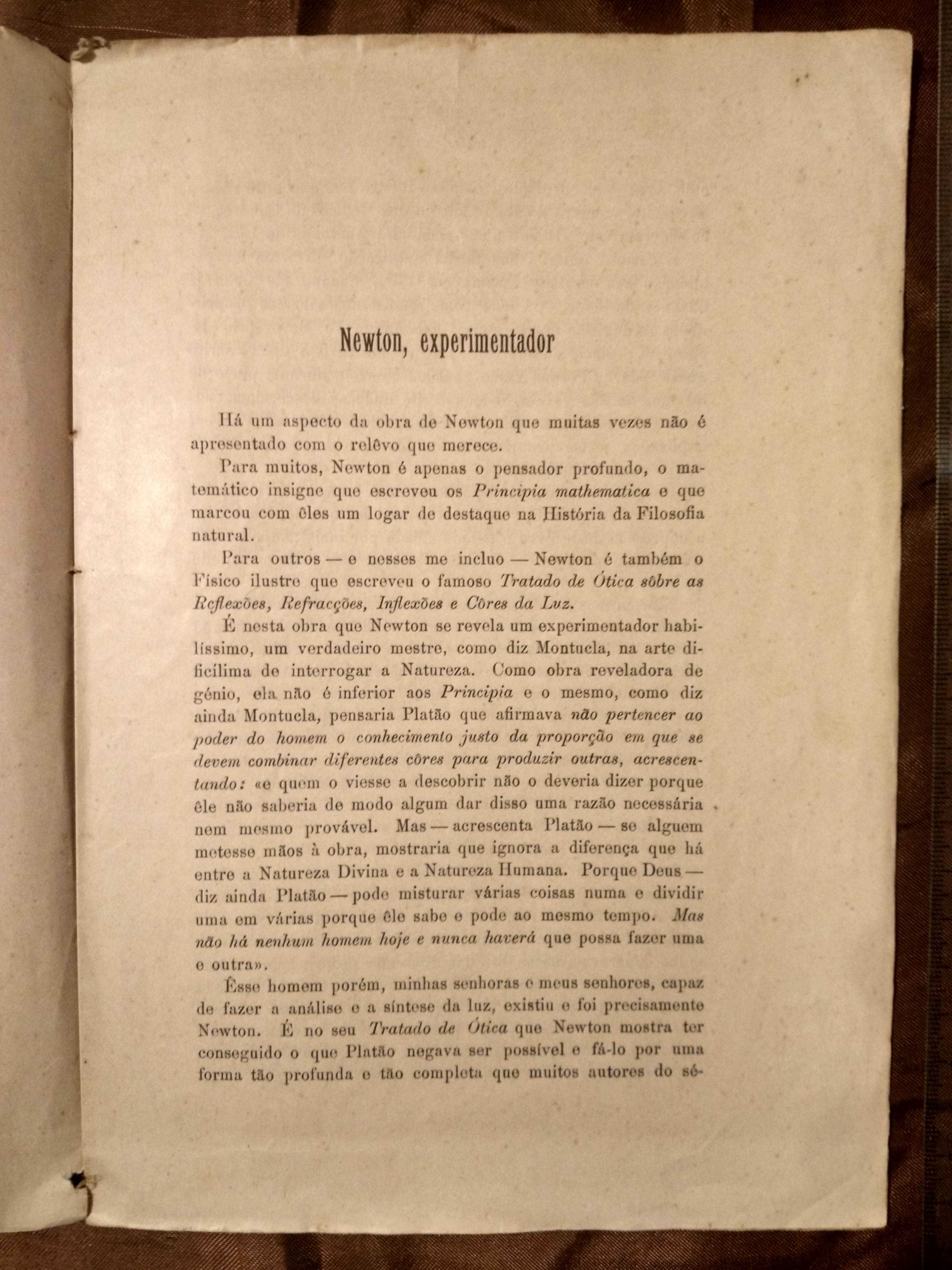 Newton experimentador - Universidade de Coimbra - Ano de 1932