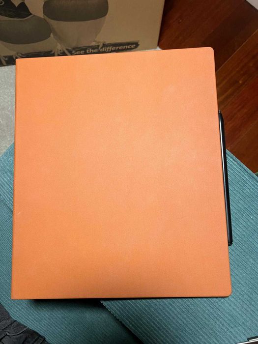 Boox Note Max 13'3 como novo com capa com teclado