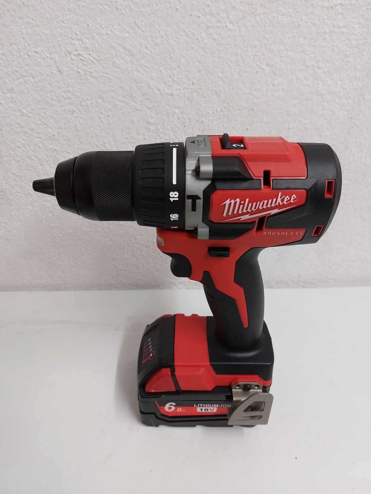 Milwaukee M18 CBLPD + 2 baterie 6AH | wiertarko-wkrętarka z udarem