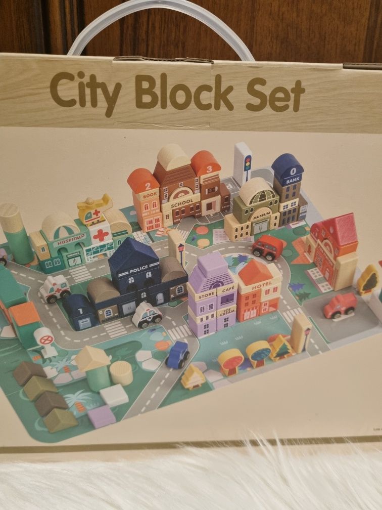 Pastelowy zestaw klocki drewniane miasteczko mata puzzle 115 elementów