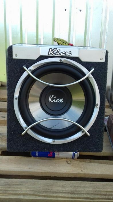 Продам комплект мощной автомобильной аккустики!