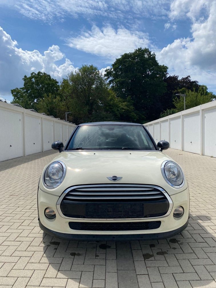 Mini Cooper D - pepper white