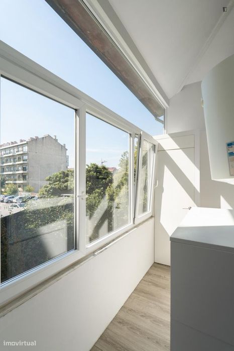 Quarto - localizado em Paranhos Porto