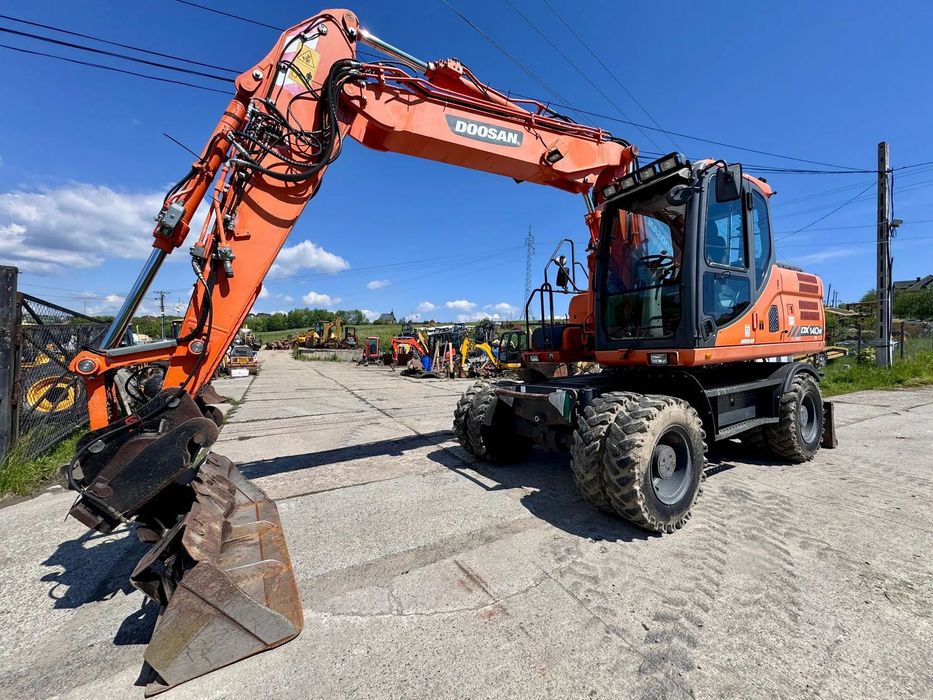 Doosan DX140W-3* Koparka DOOSAN DX140W-3* Leasing* Zamiana* Skup*  Koparka kołowa DOOSAN DX140W*
