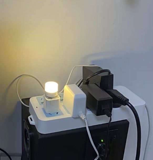 Лампа-фонарик USB