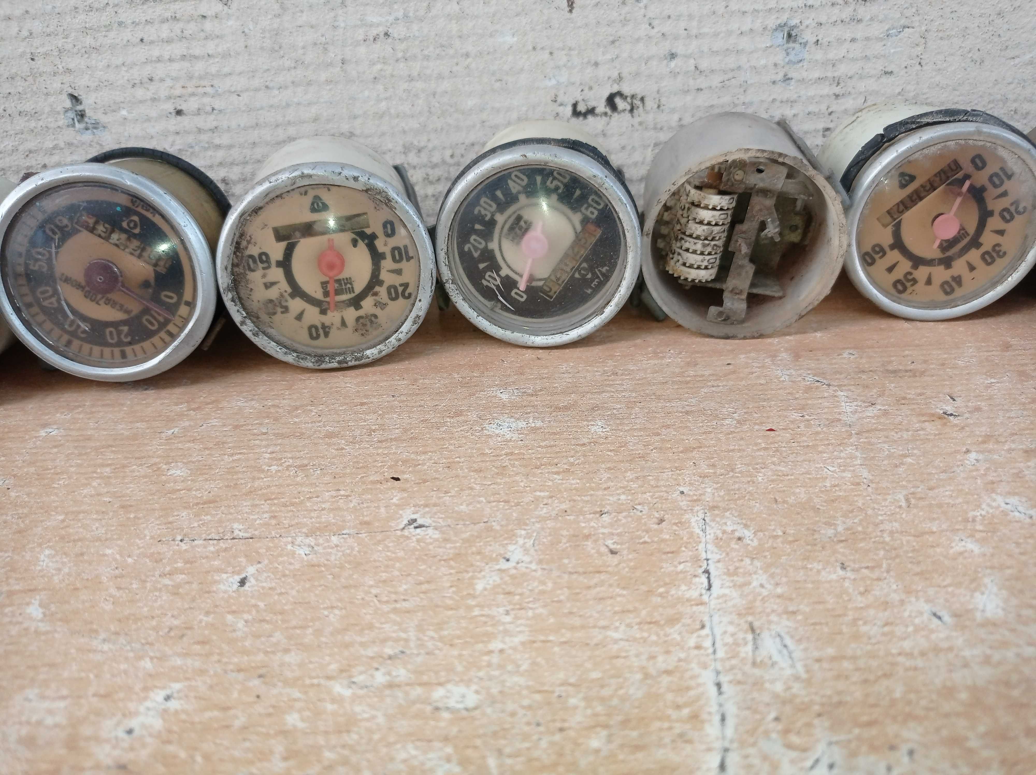 Liczniki - zegary - Romet - Komar - Motorynka - Simson