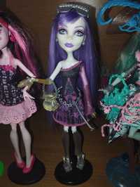 Spectra monster high rezerwacja