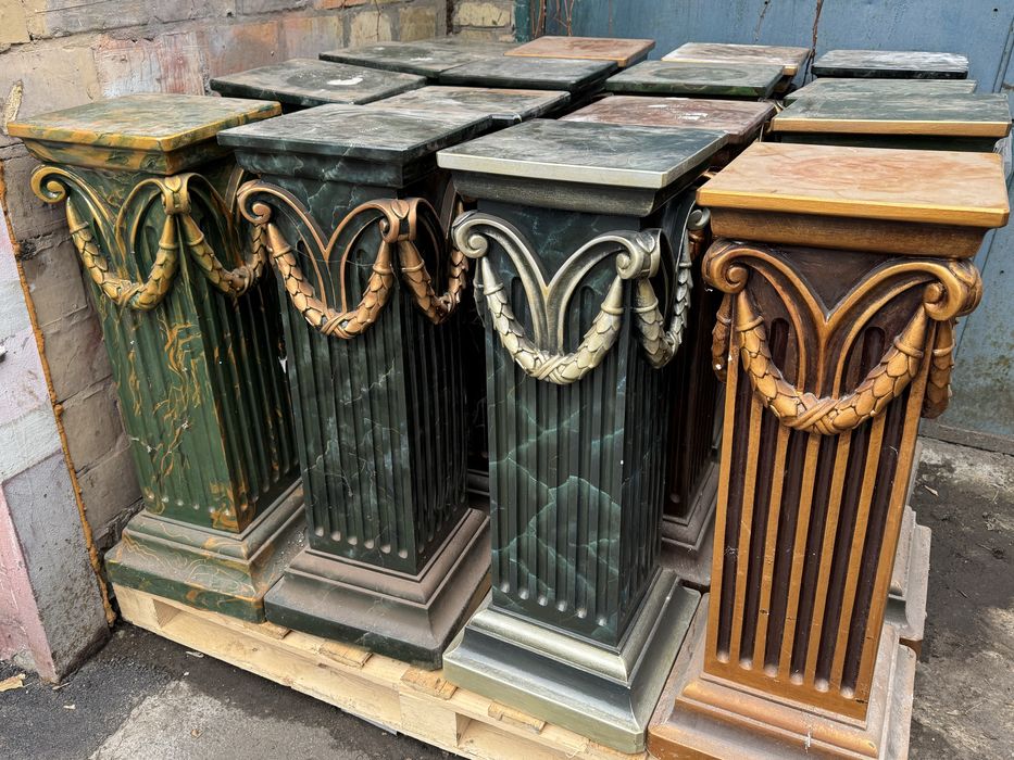 Колона з штучного мармуру