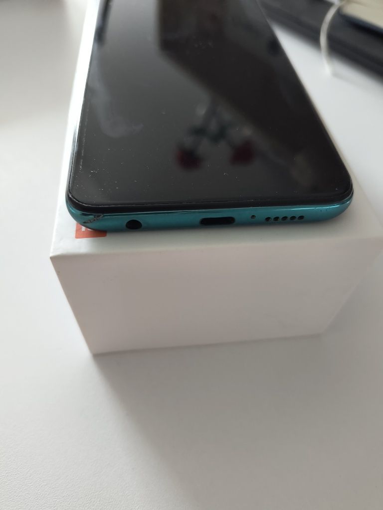 Redmi note 9 pro tropical green