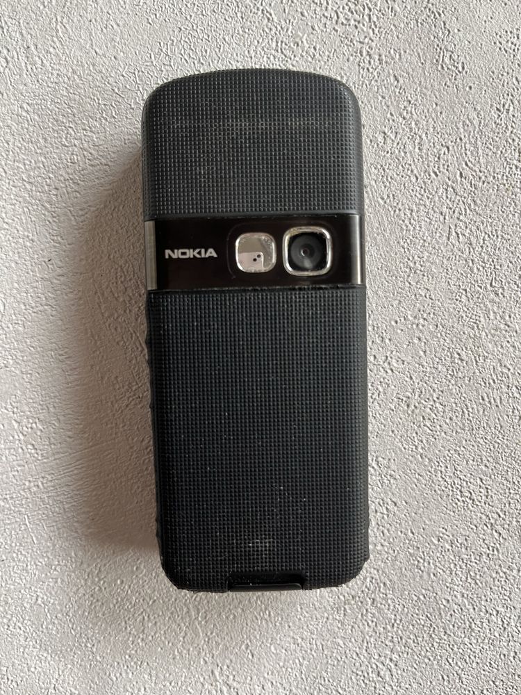 Nokia 6080 + ładowarka i słuchawki