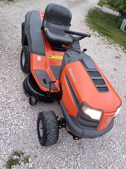 Traktorek husqvarna cth 173