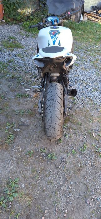 Бак Suzuki GSX r600 k1 k2 k3 розборка