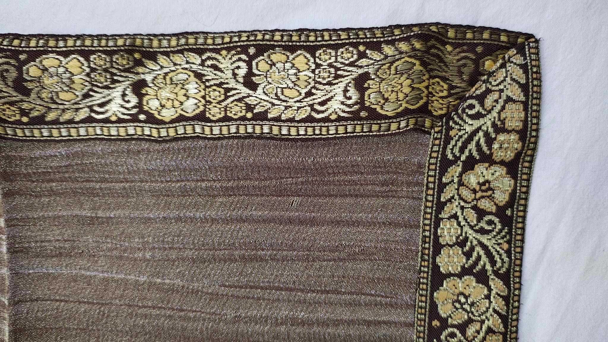 Zestaw 2 podkładki na stół orientalne brązowe złote wzór lamówka