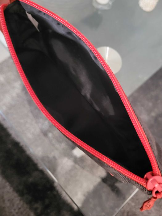 Estojo escolar âmbar