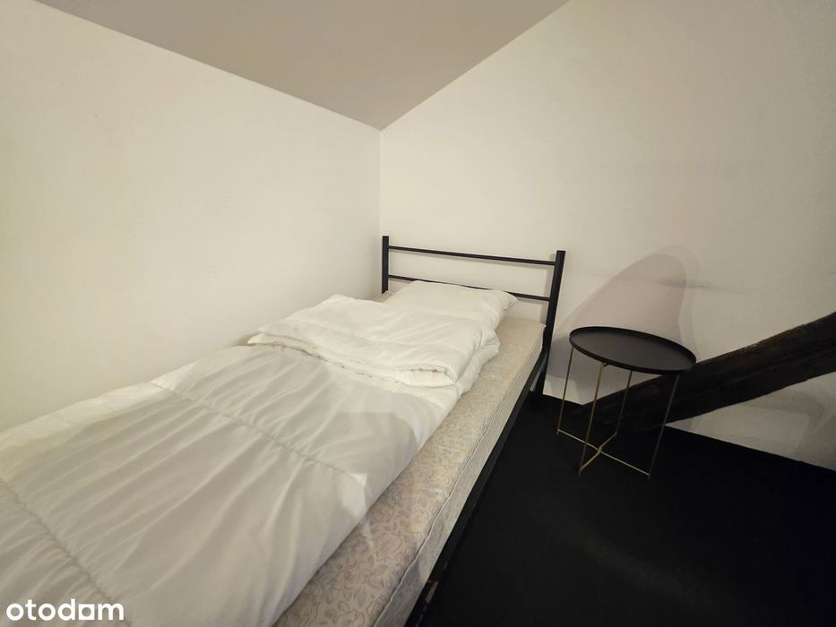 Bez czynszu umeblowany pokój/Klimatyzacja/ Starowiślna/ CENTRUM