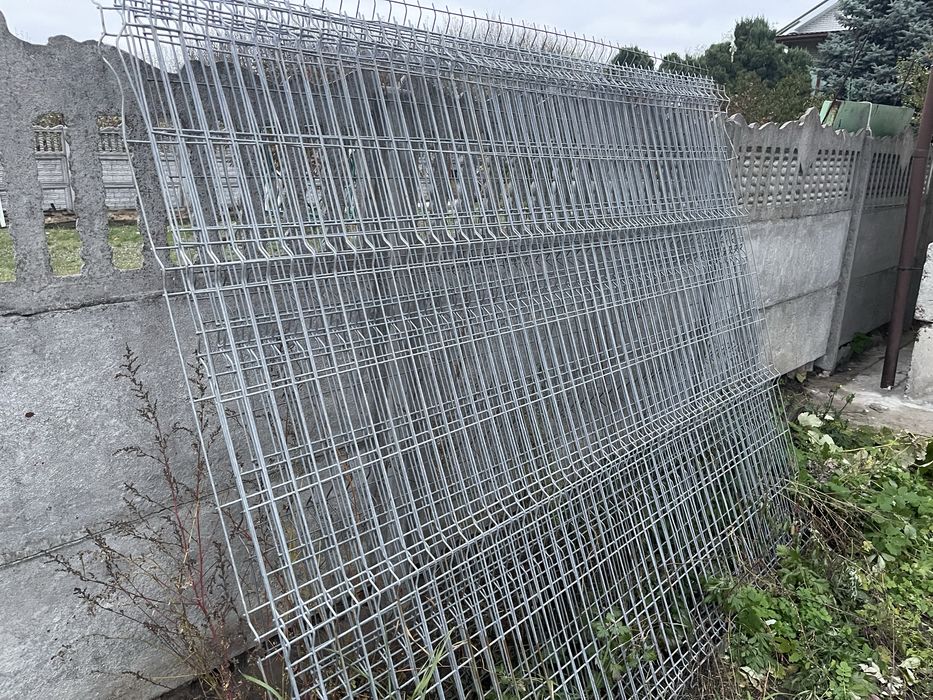 Сітка паркану металева