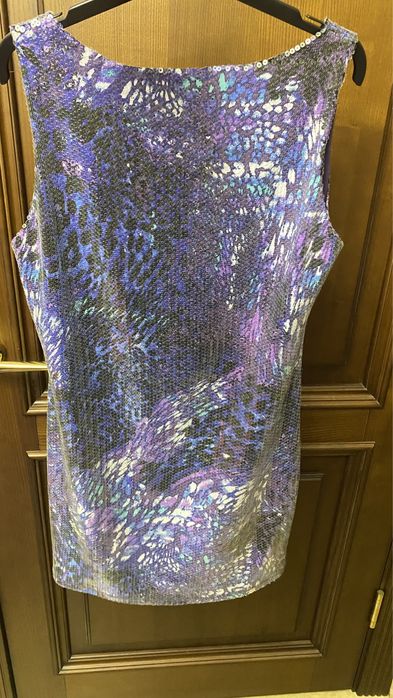 Продам платье с паетками фирмы Wallis