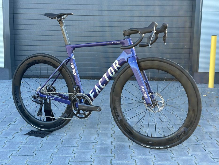 Rower szosowy Factor Ostro VAM 54 Chameleon