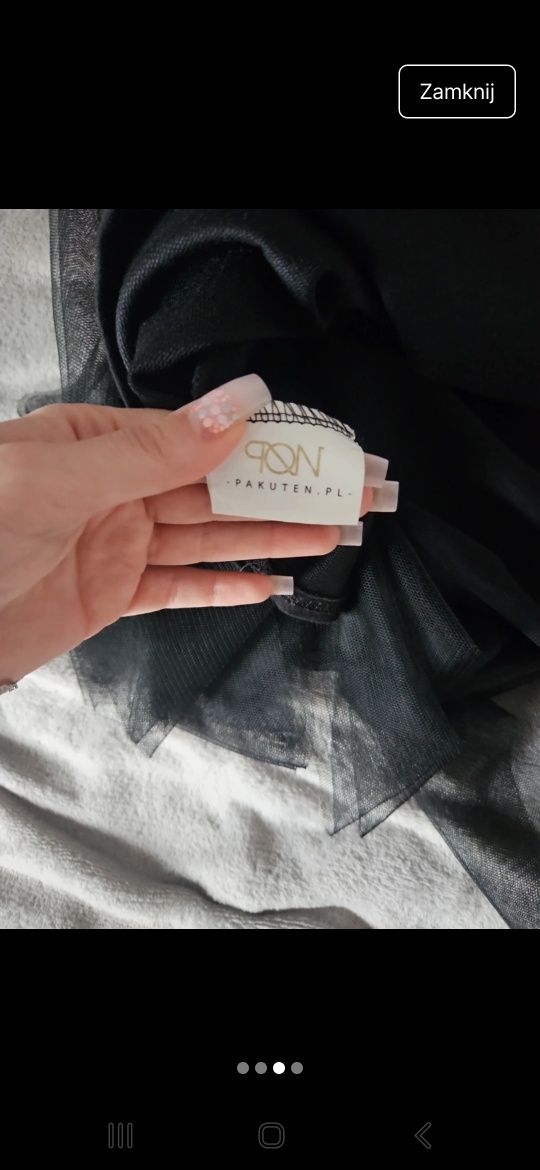 Rozkloszowana sukienka Pakuten