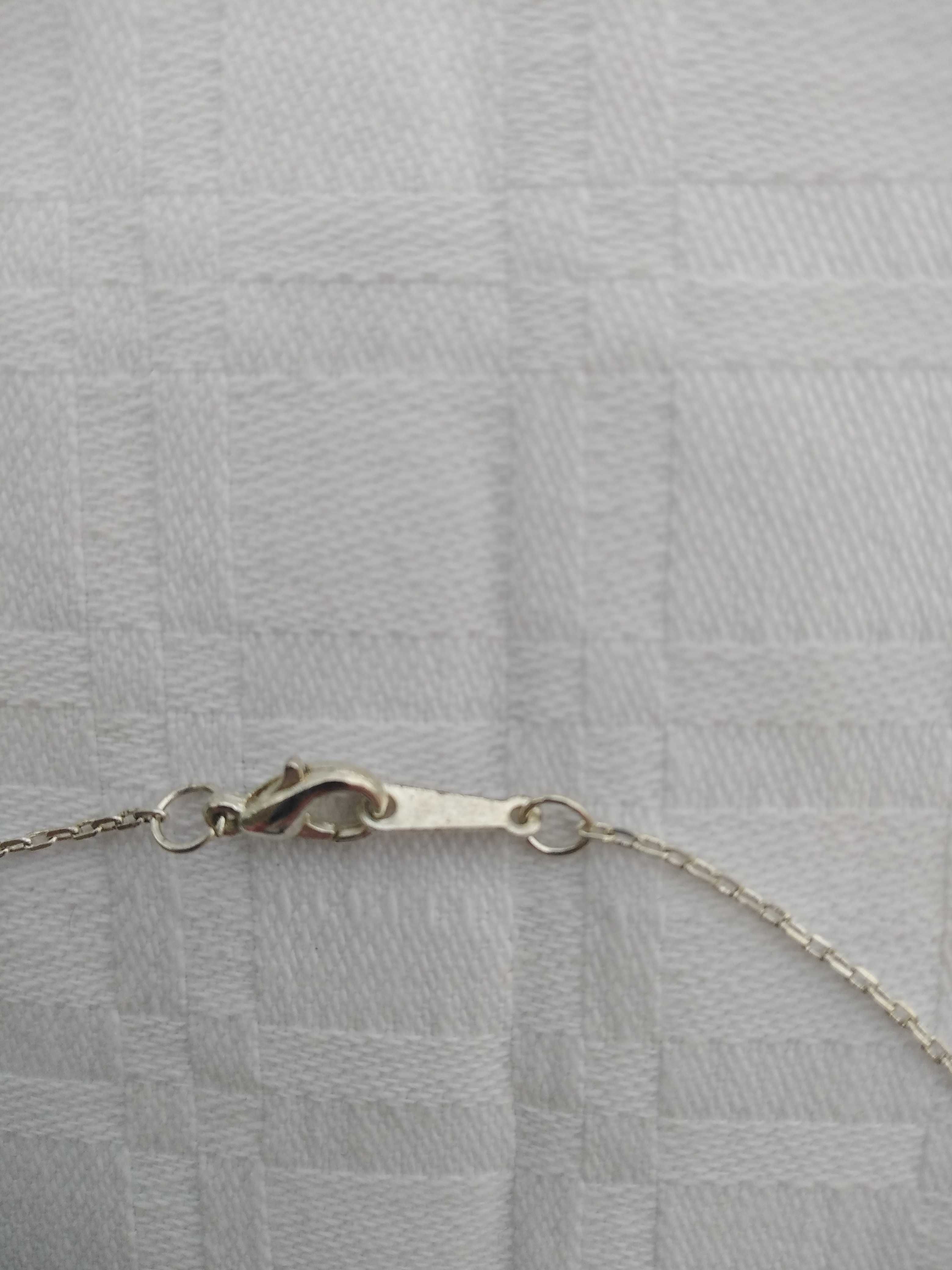 Fio de Criança com Pendente