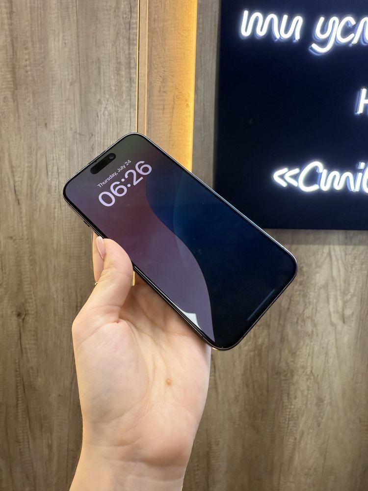 Б/у IPHONE 15Pro 256 Blue Titanium Neverlock Костюшка,5 igrand