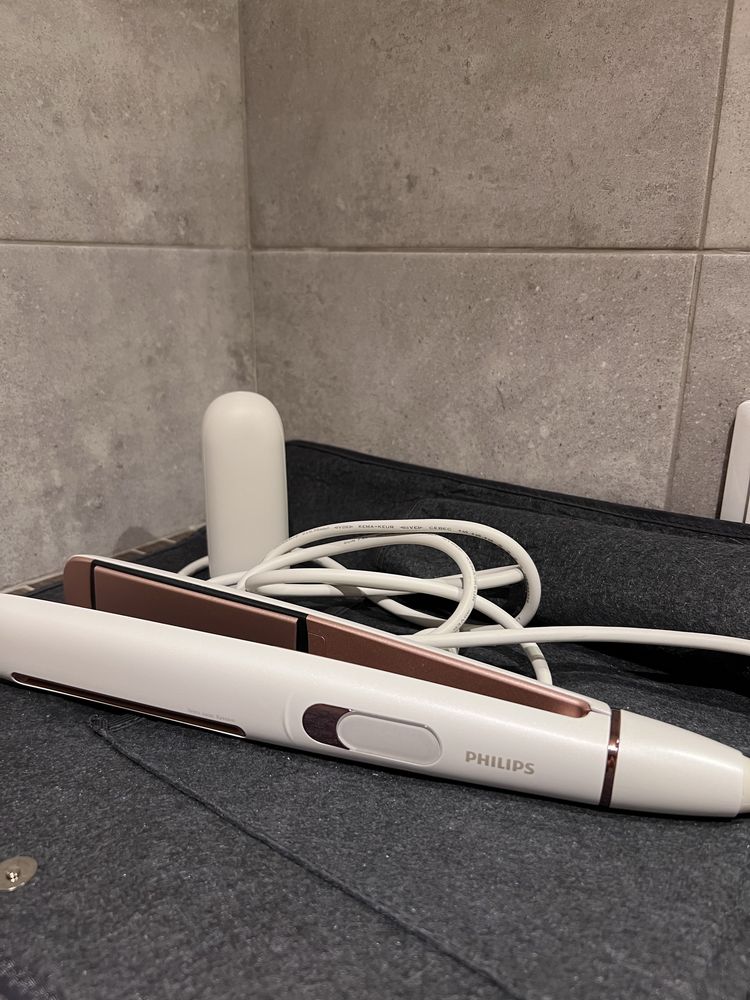 Prostownica do wlosów Philips SenseIQ BHS830