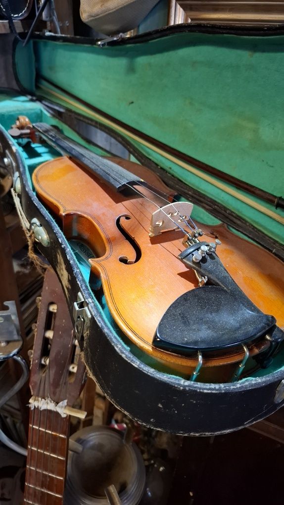 Violino antigo alemão