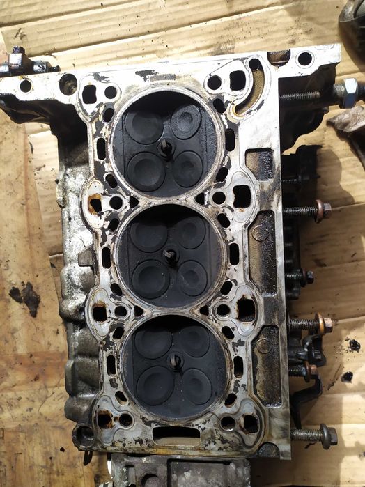 Opel Corsa 1.0 Z10XEP głowica