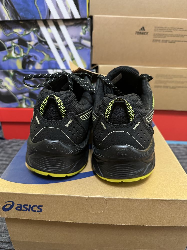 Чоловічі кросівки ASICS Gel-venture 9 Waterproof 41,42,44,44,5;45