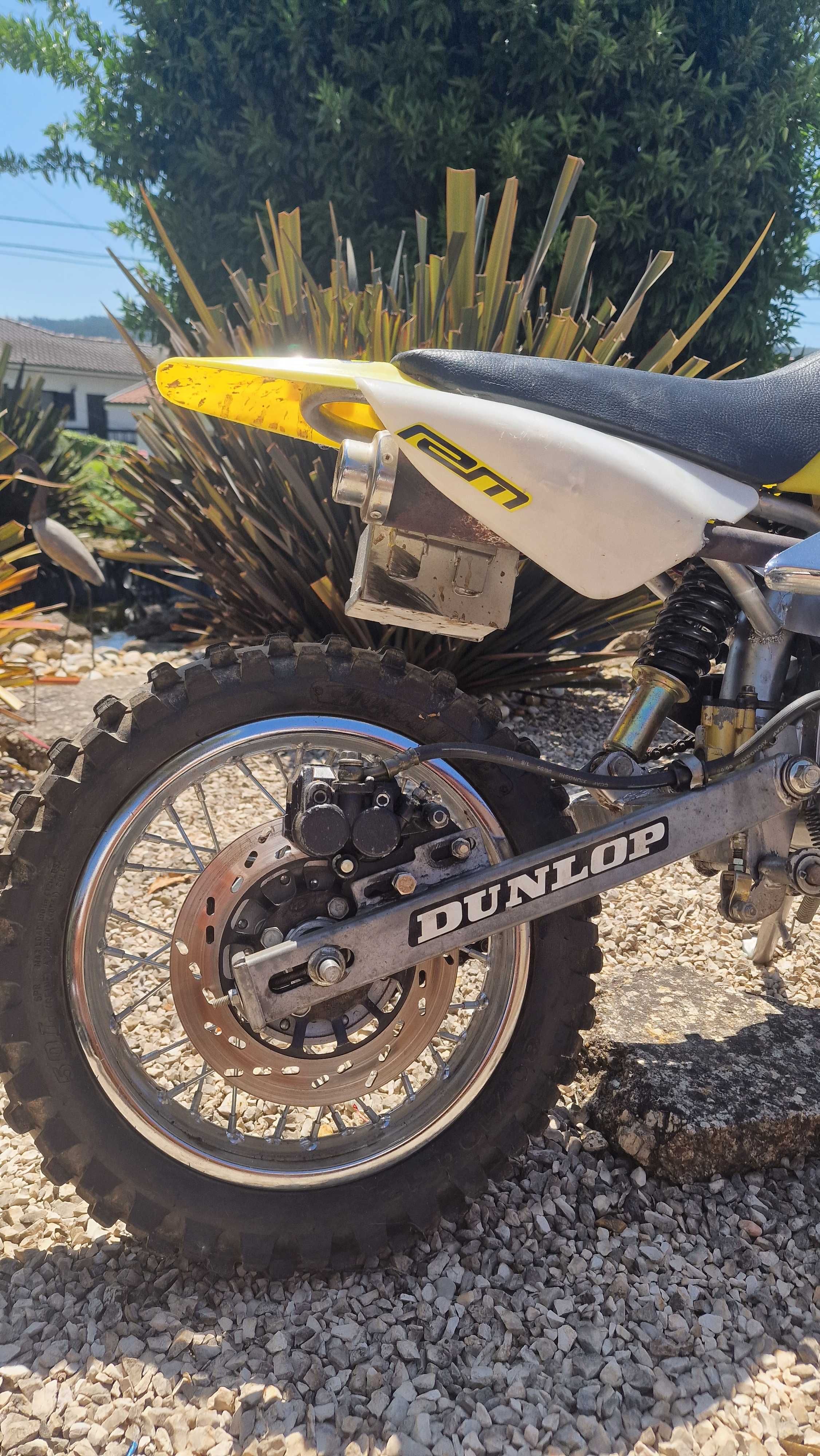 Pit Bike 125cc 4T | Pronta a andar!