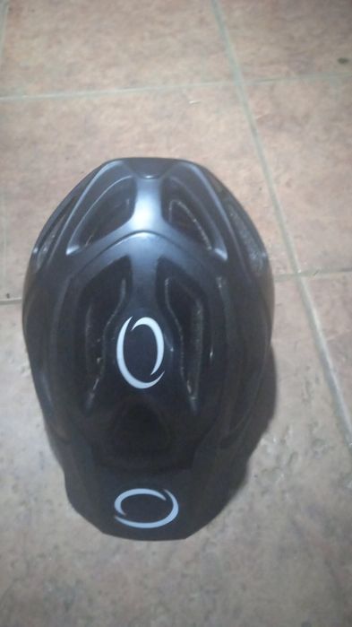 capacete usado parar de mot