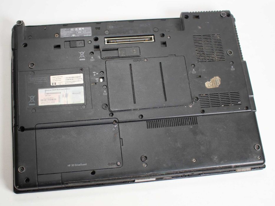 Ноутбук HP Compaq 8730W під ремонт