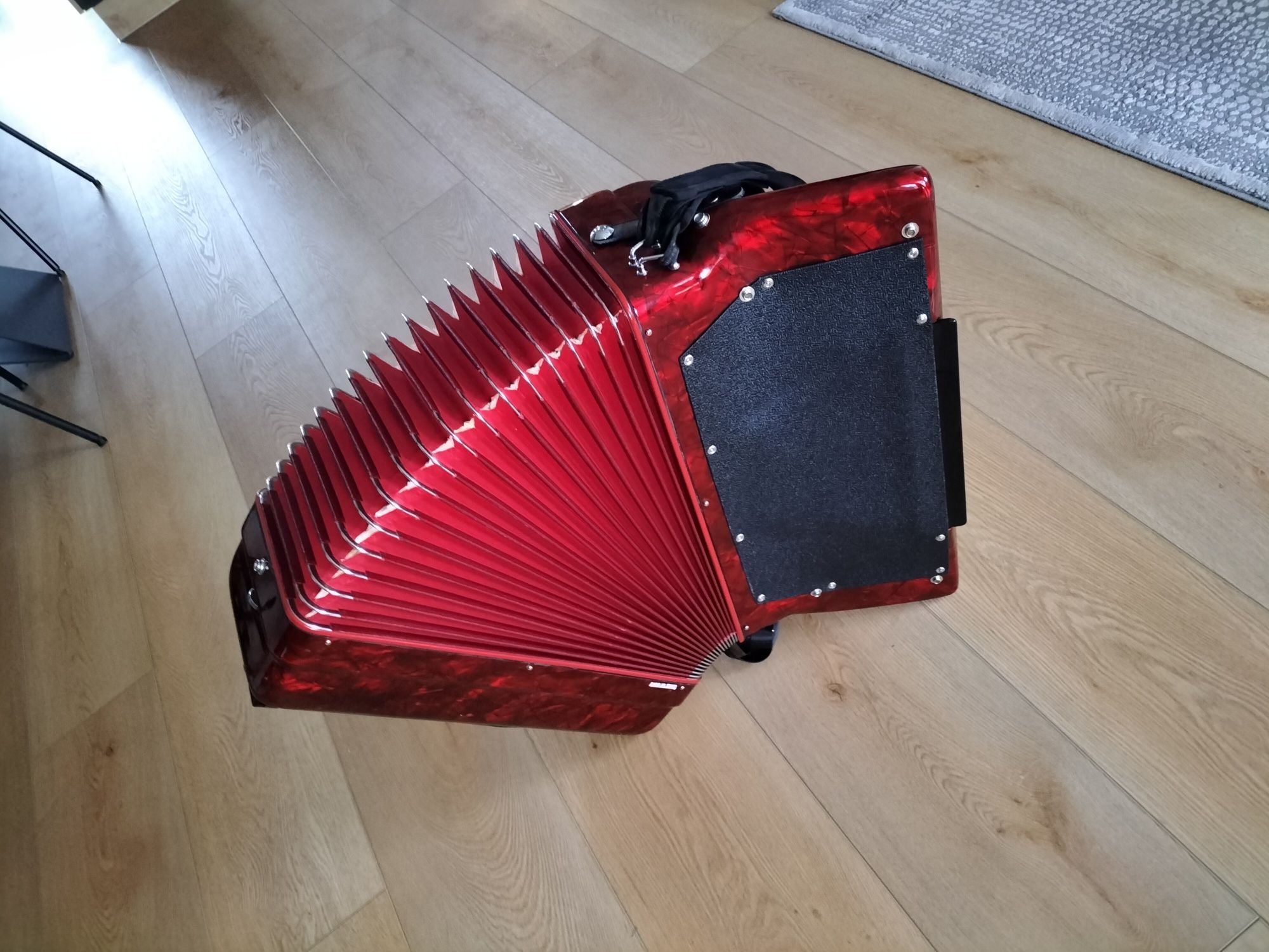 Akordeon  GUERRINI 120 basòw.4/5 chórów MUSETTE,IDEAŁ !!!