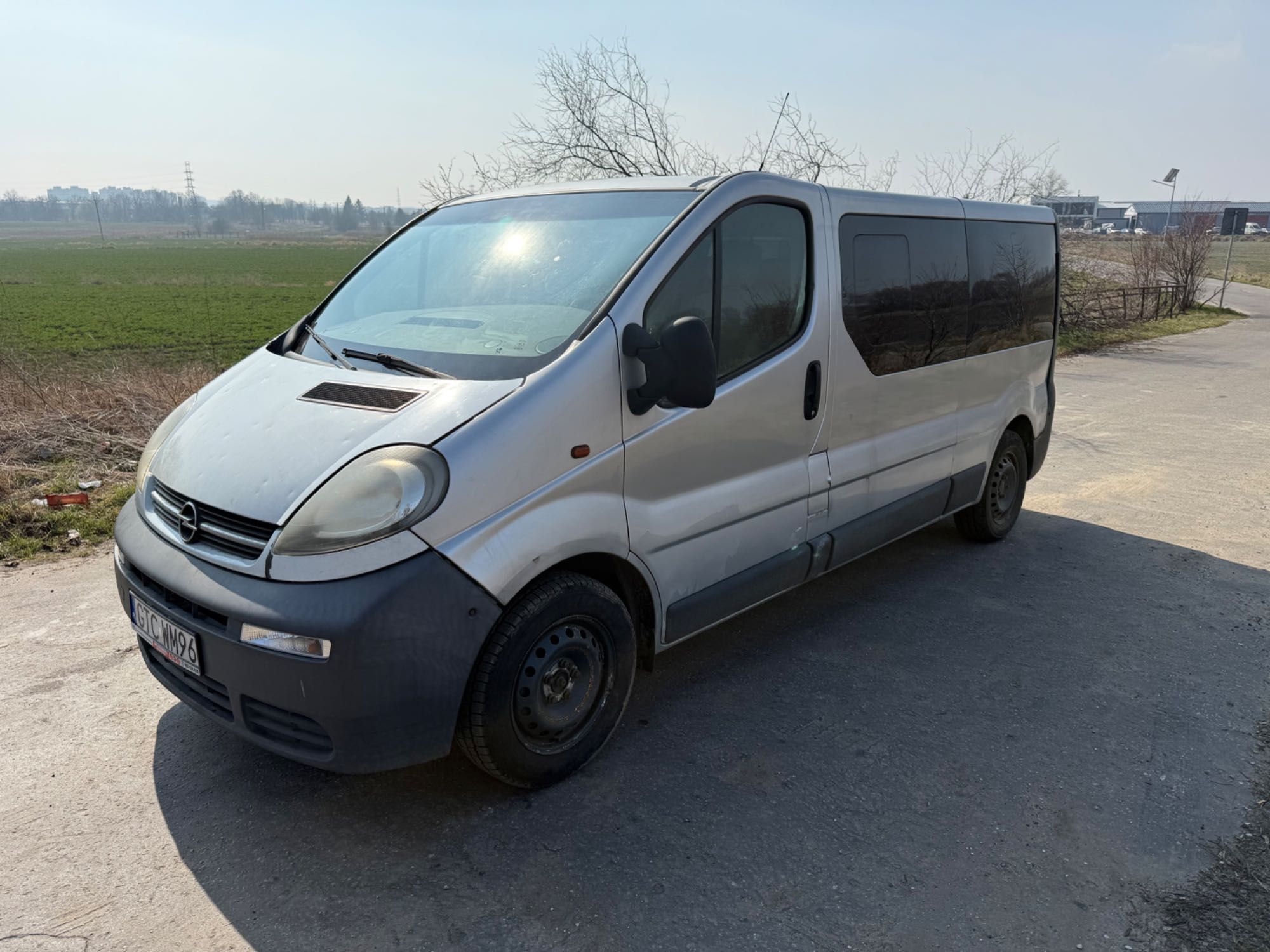 Opel Vivaro 1.9 disel 2004, 9 osobowy