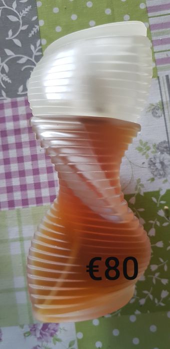 Vários perfumes franceses