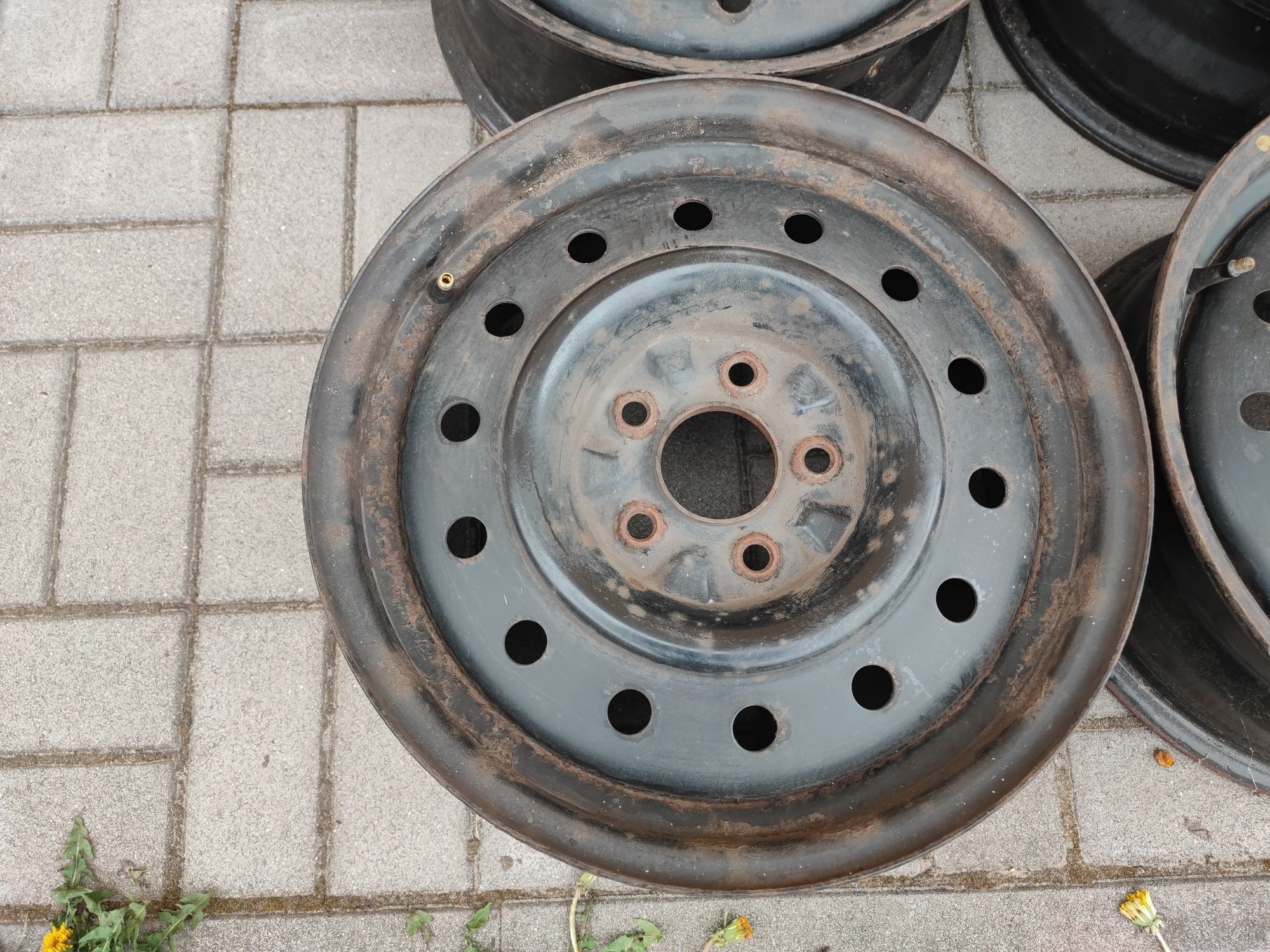 Felgi stalowe nissan renault 16" 5x114,3