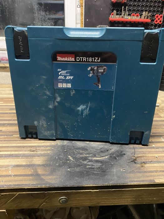 makita dtr180zj skrzynia